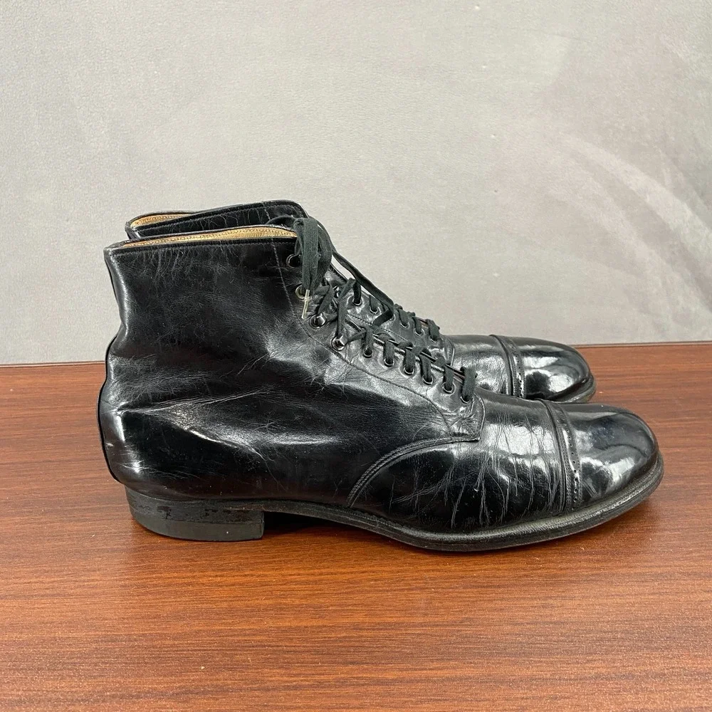 Vintage Connolly Boots Black Leather Cap Toe Ankle Lace Up SZ 9.5 Combat Boots